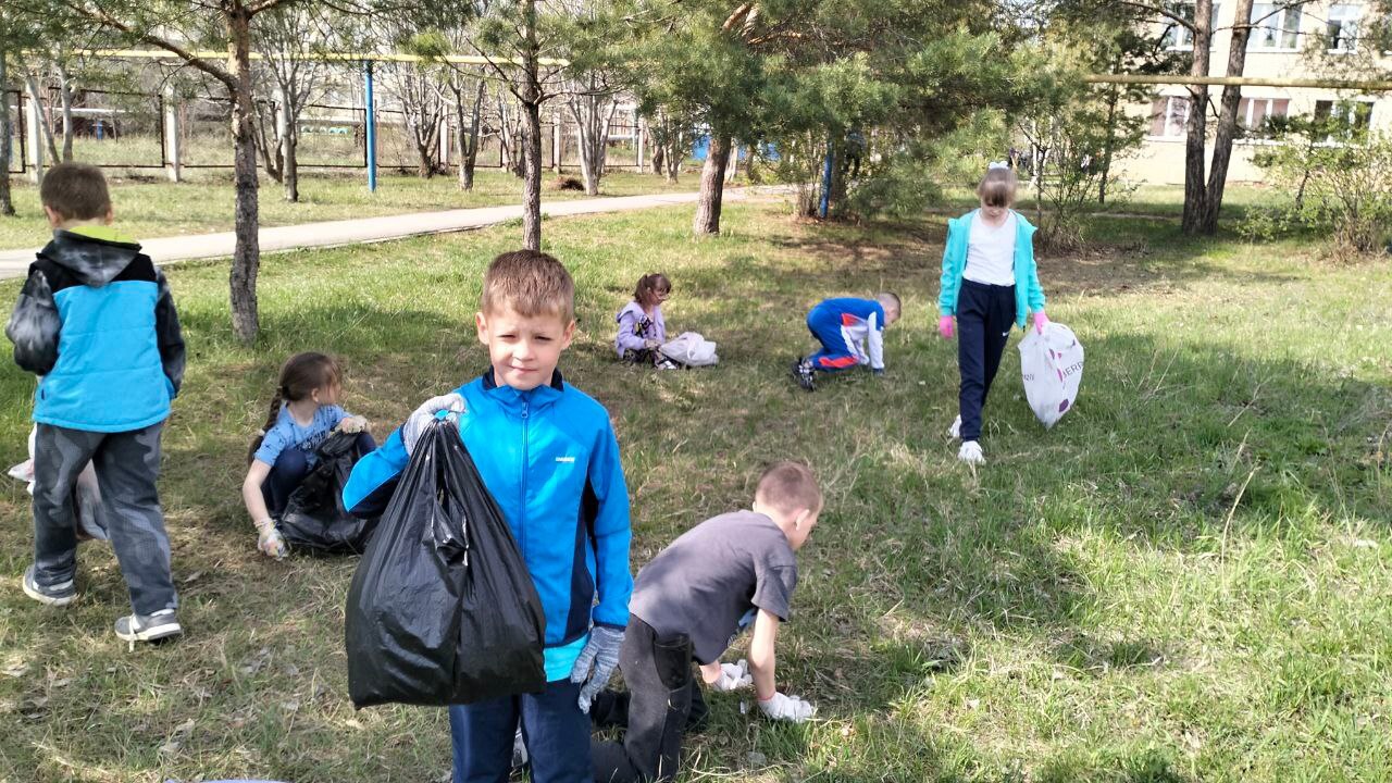 Общешкольный субботник.